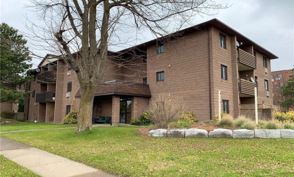 Condo for Sale in Port Colborne